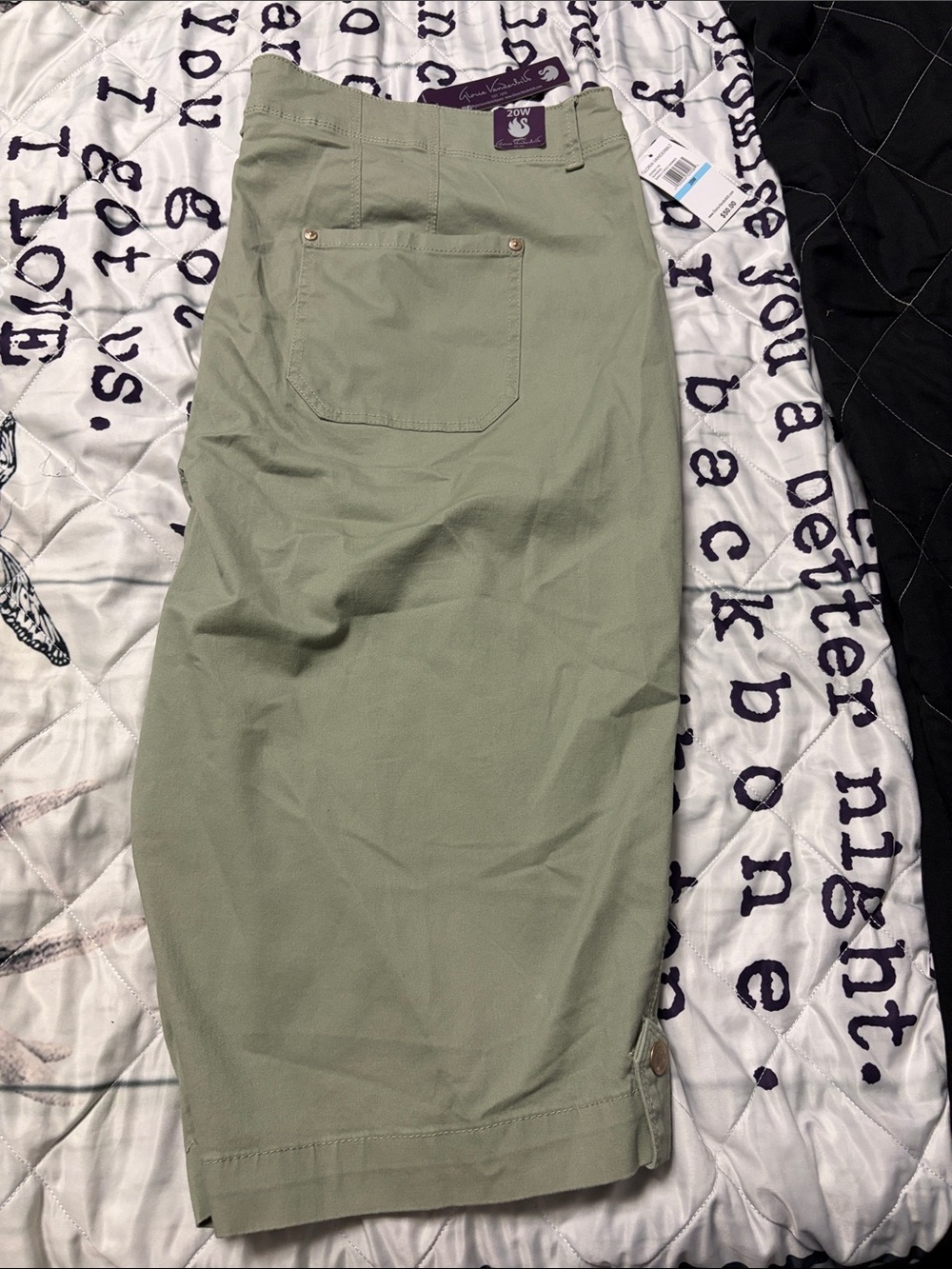 Gloria Vanderbilt Light Olive Green Flat-Front Women's Shorts